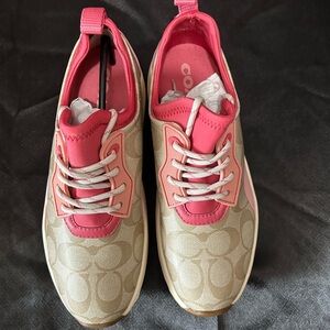 Coach Women's Pink and Tan Sneakers C270